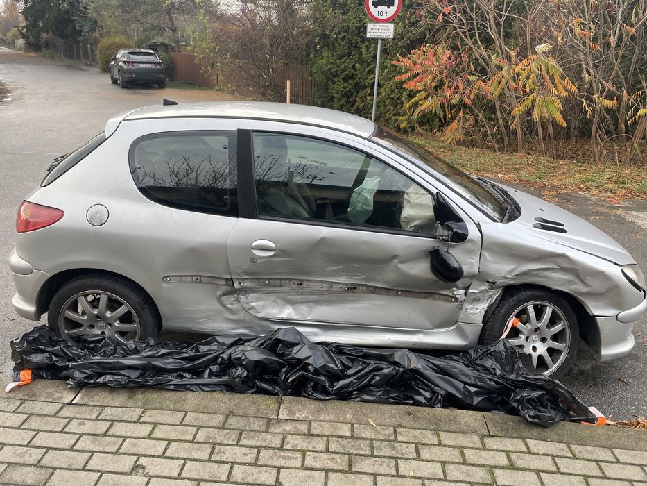 Peugeot 206 GTI/S16 2.0 bezyna 2004 uszkodzony