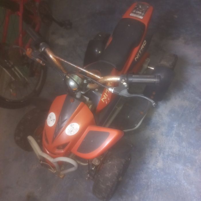 Moto quatro criança motor eléctrico