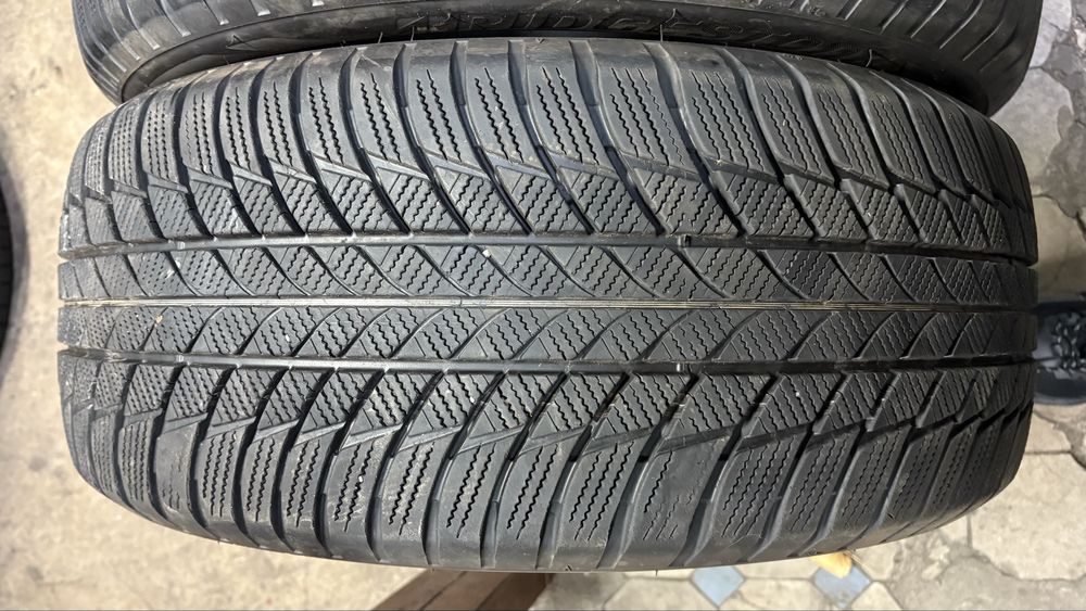 4* 245 50 r19 Bridgestone Rsc 2022r