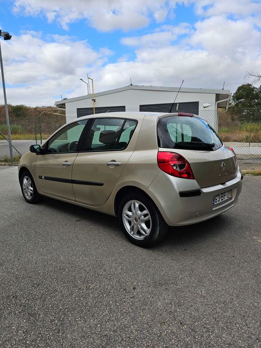 Renault Clio 1.5 DCI