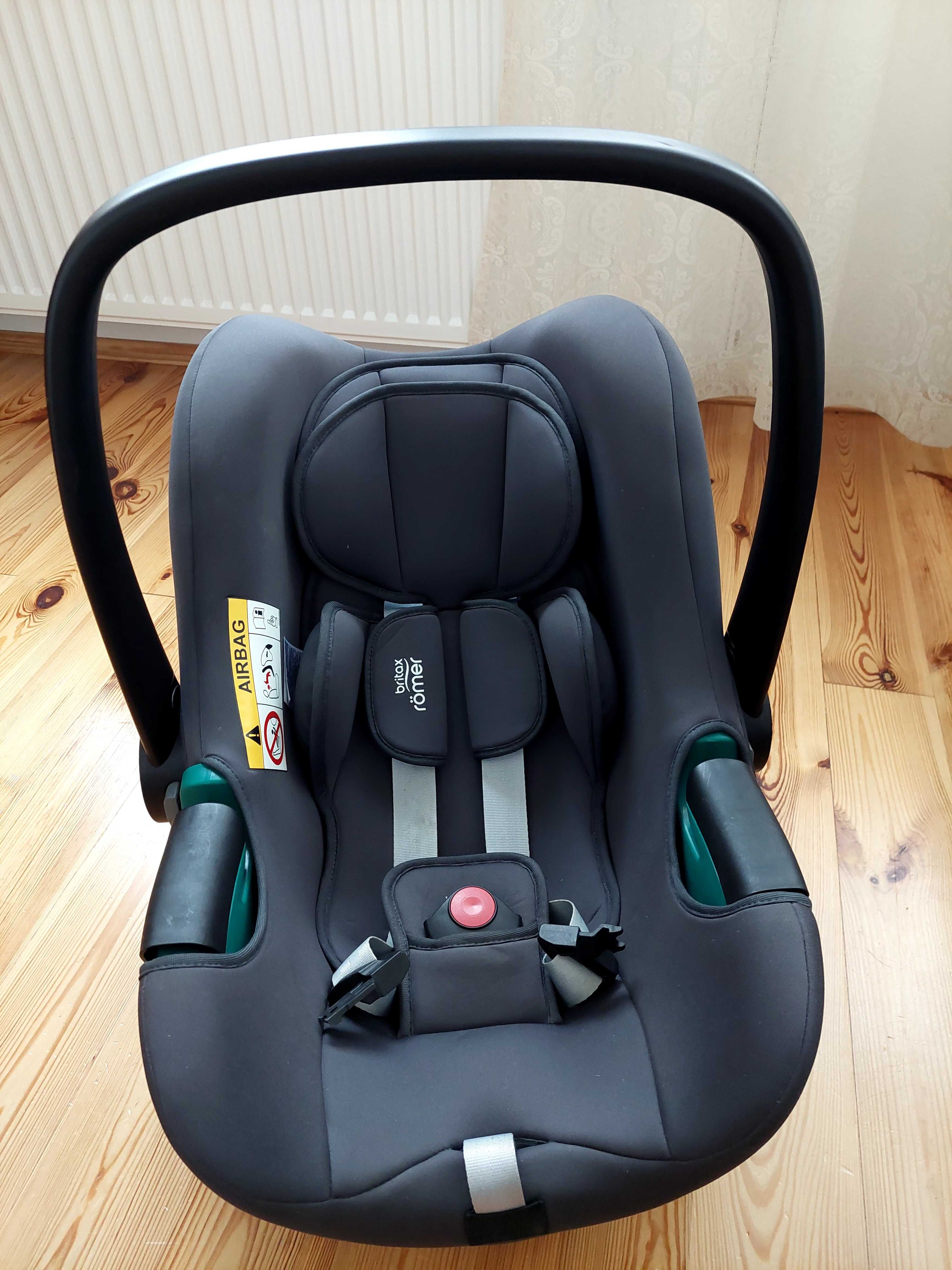Fotelik samochodowy nosidełko Britax Romer Baby-Safe 3 i-Size 0-13kg