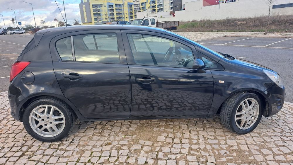 Opel Corsa 1,3 cdti  2012