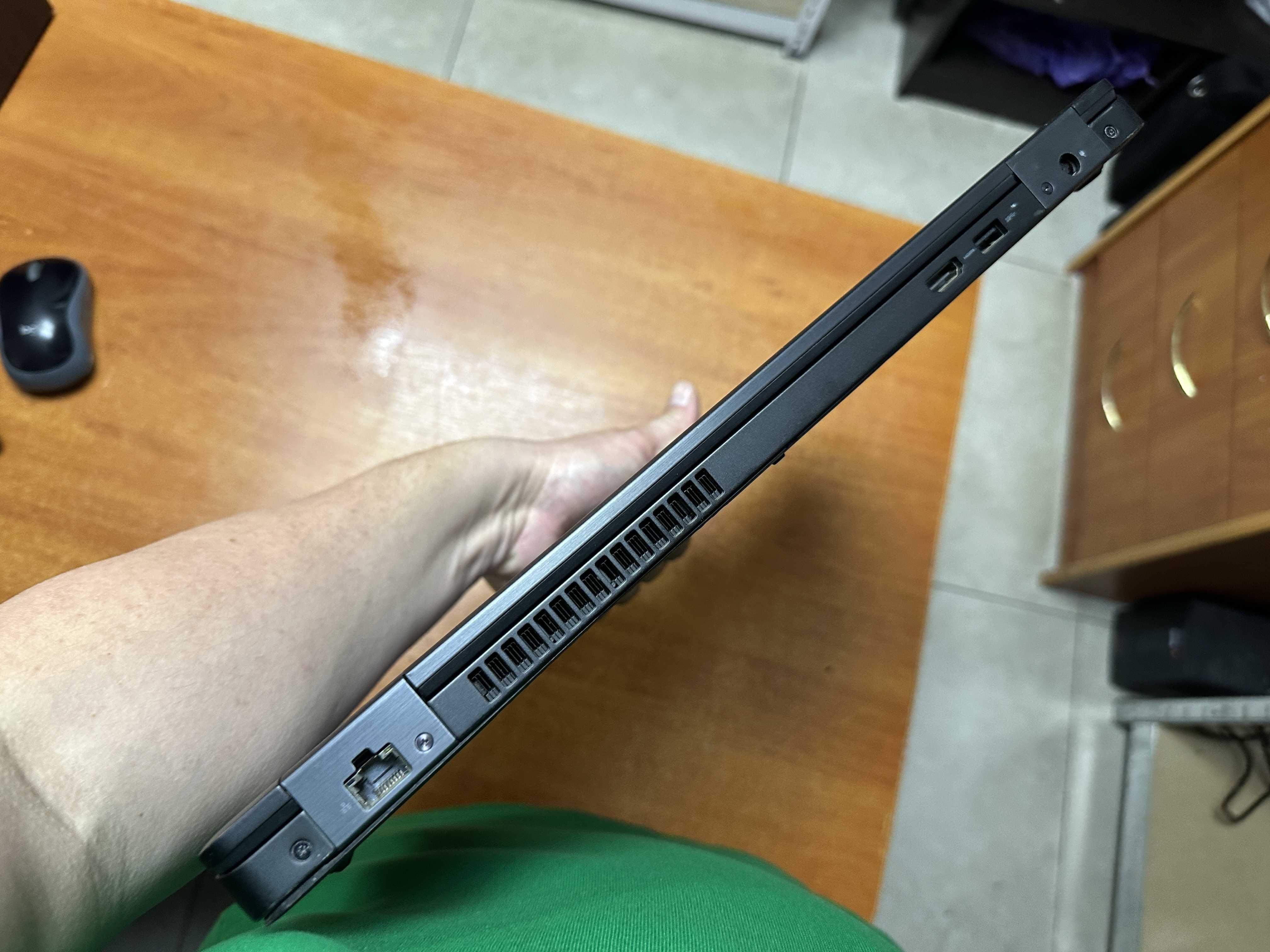 Ігровий Dell Precision 3520 Core i7-7700HQ 2,80GHz,8GB,256SSD,NVIDIA
