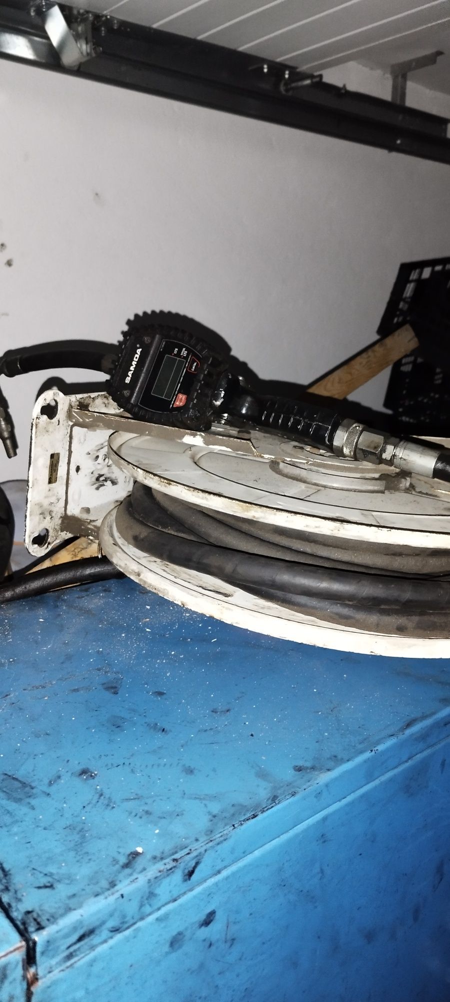 Pistola oleo com contador e com enrolador e bomba