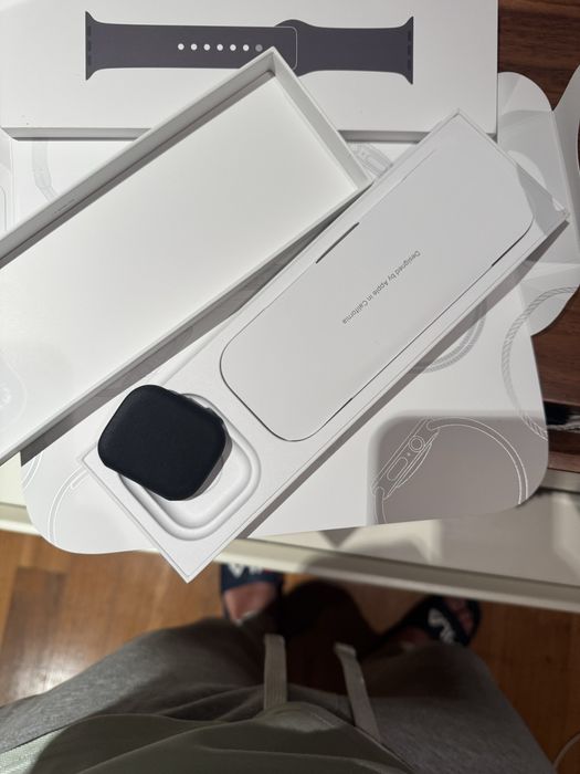 Apple Watch Series 10 GPS 46mm Alumínio Pret