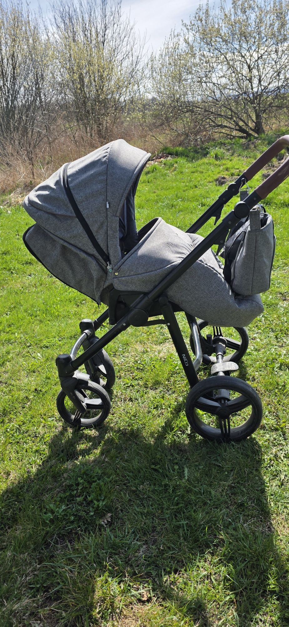 Bebetto NICO ESTILO wózek gondola i spacerówka zestaw 2w1