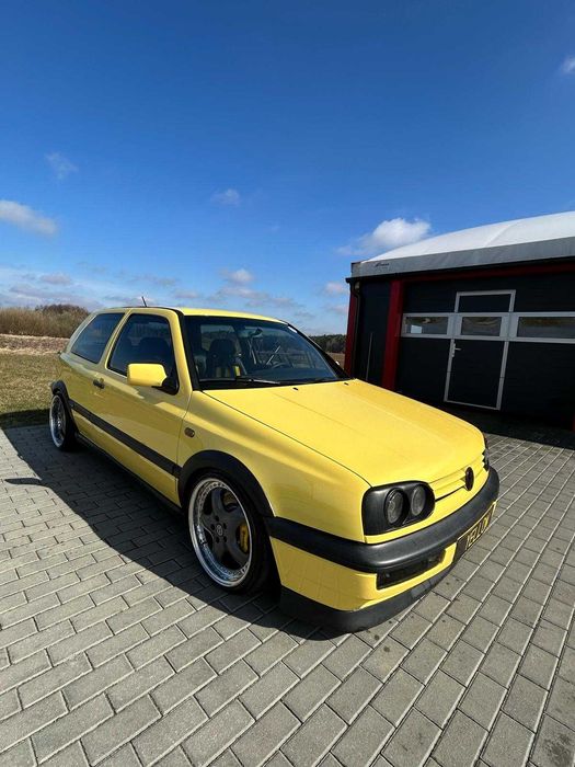 VW GOLF MK3 Special Color concept Yellow