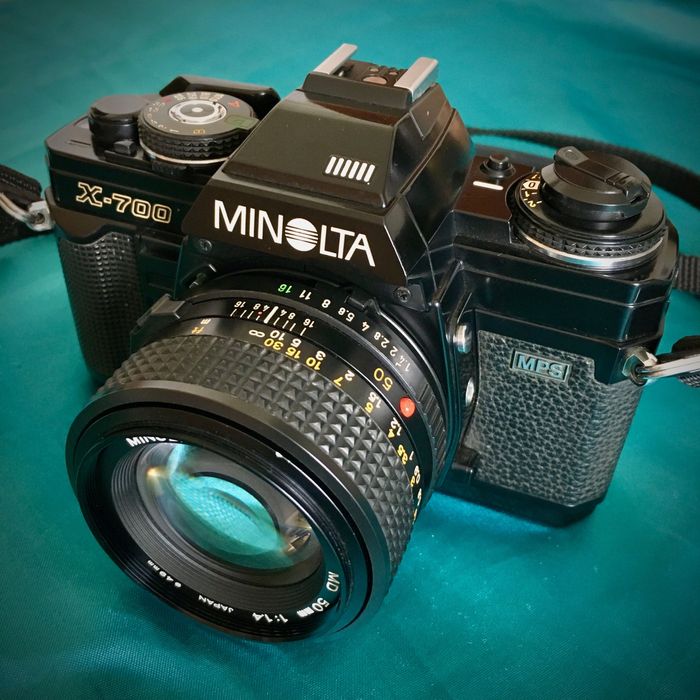 Cãmera fotográfica MINOLTA X-700