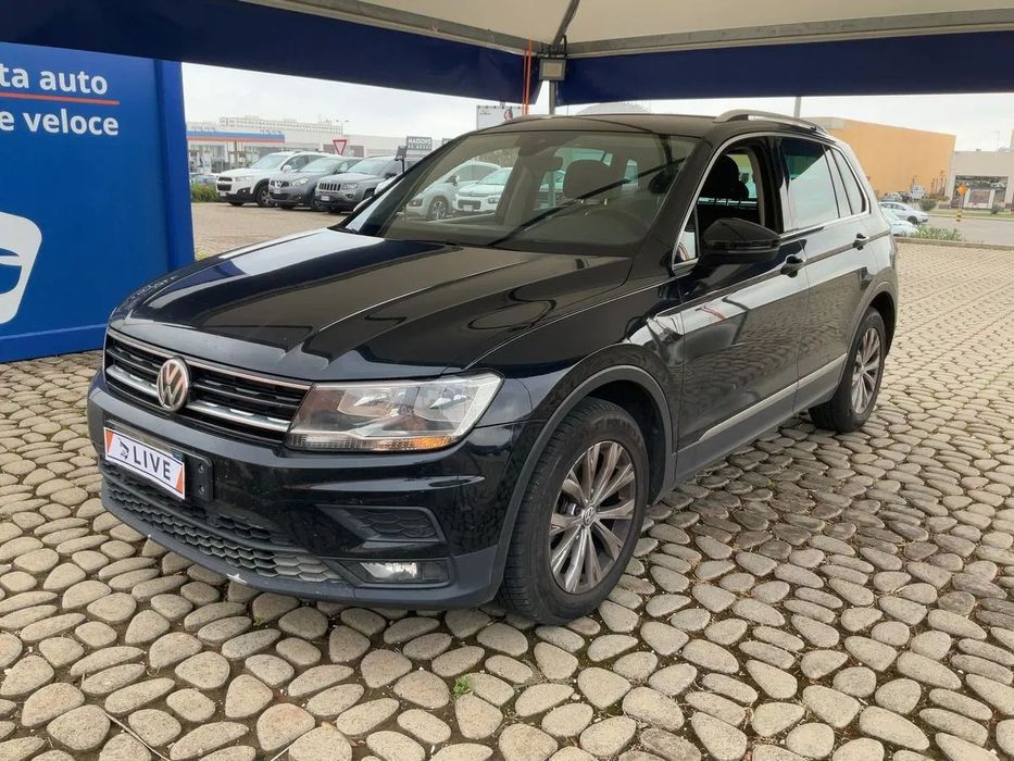 Volkswagen Tiguan 2.0 tdi  DSG  Bezwypadkowy bogata wersja