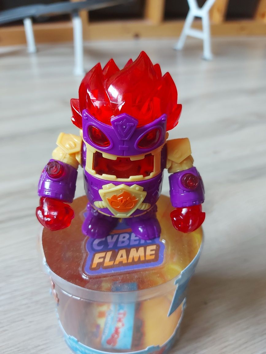 Super Things, figurka powerbot cyber flame, magic box. Odbiór osobisty