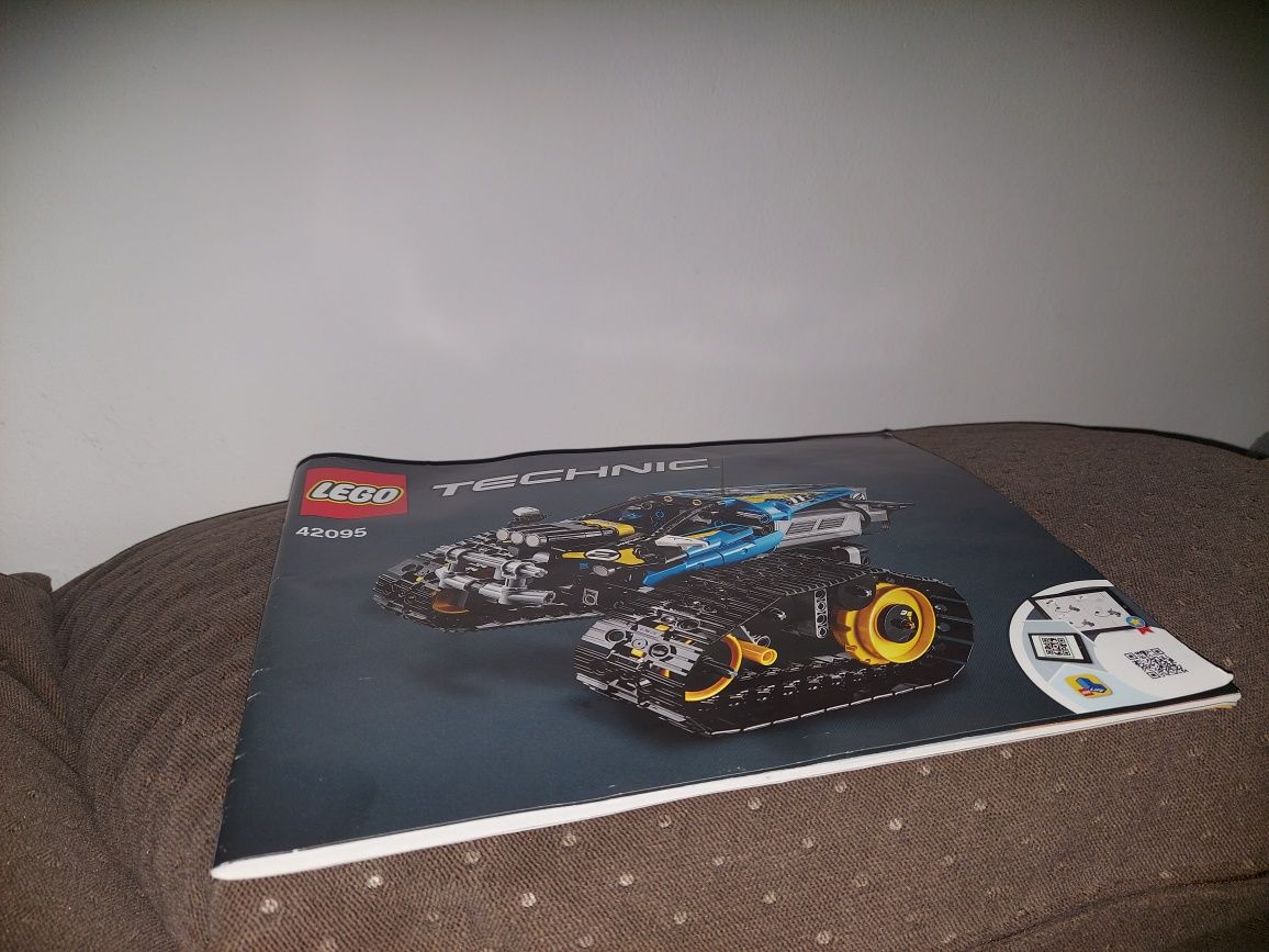 Lego Technic 42095 + oświetlenie Led