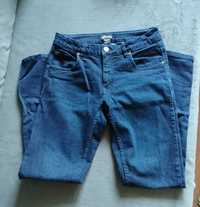 Ciemnoniebieskie jeansy 40 L