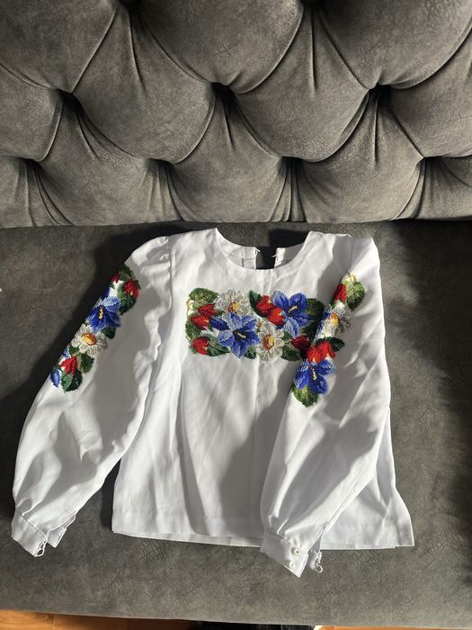 Вишиванка для дівчинки