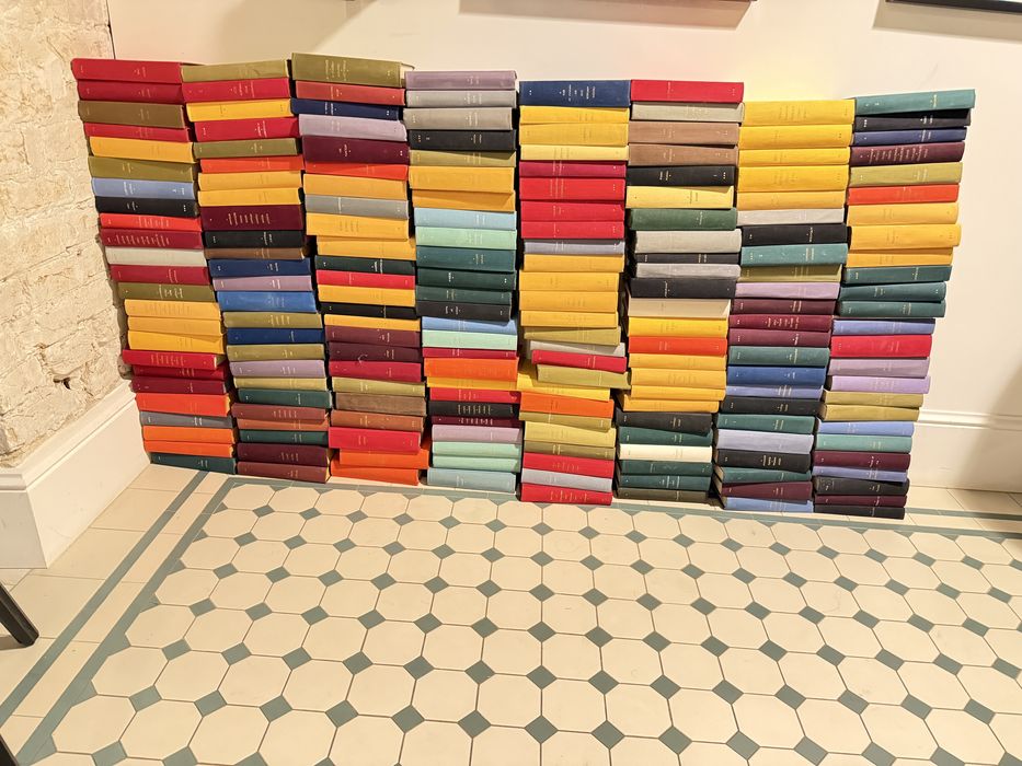 Книжки серії «Библиотека всемирной литературы» 195 шт. за донат на ЗСУ