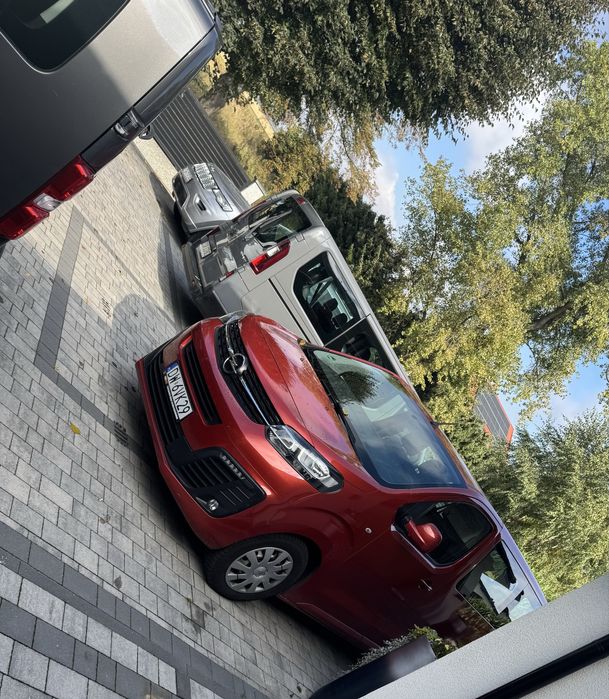 Wypożyczalnia samochodów osobowych, wynajem busa 9 osobowego