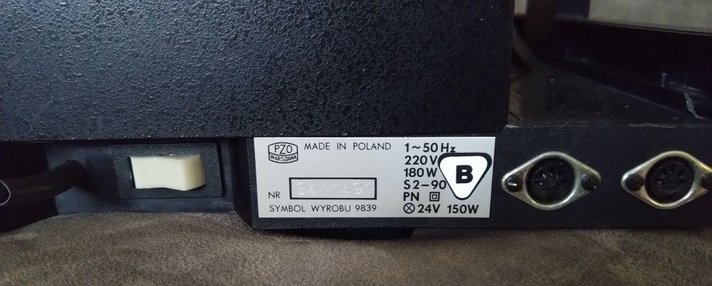 Rzutnik do przezroczy DIAPOL 9839 automat + 15 magazynków z ramkami