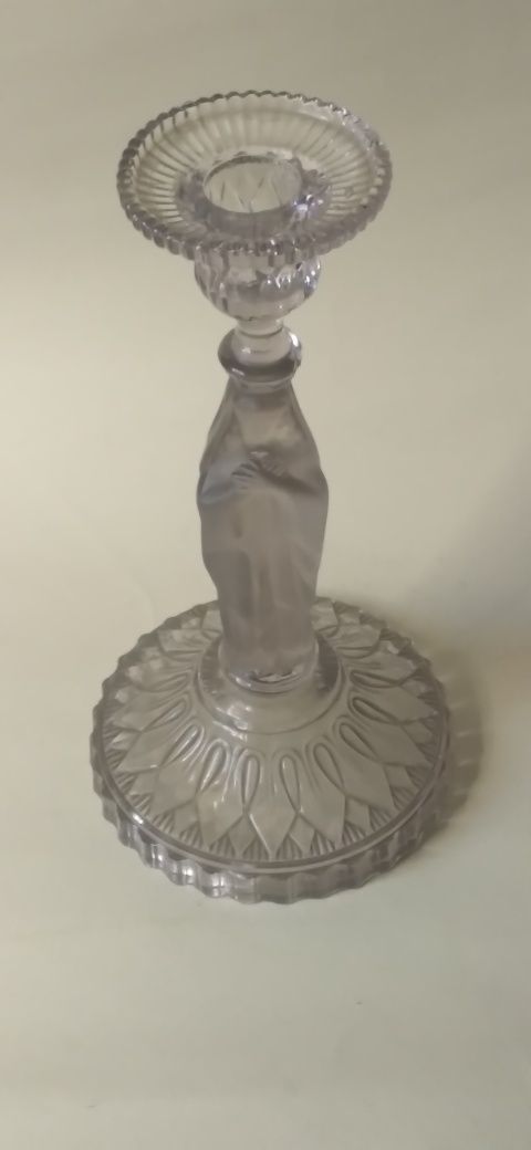 Świecznik szklany. Lata 20-te. Maria Dziewica. Francja.