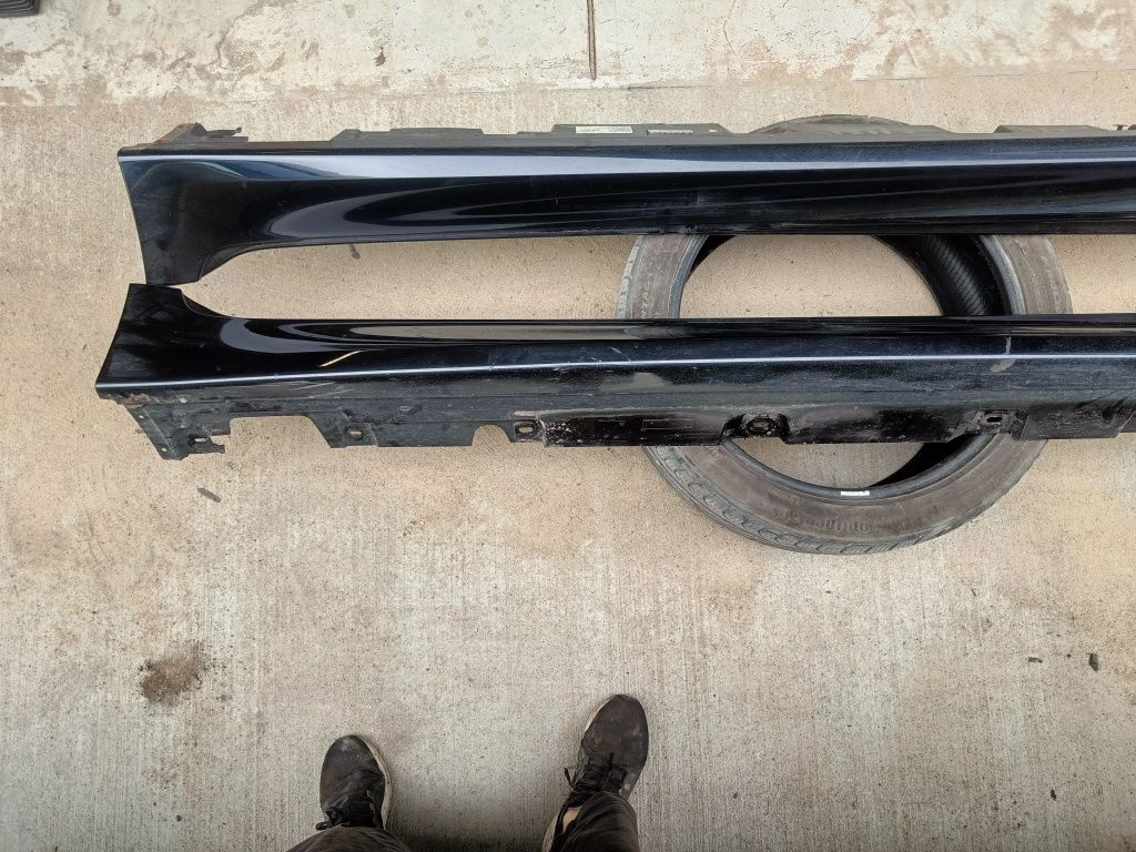 Listwy nakładki progowe BMW f10 f11 mpakiet carbonschwarz metallic (41