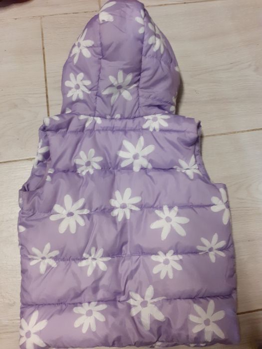 Sprzedam kamizelkę i bluzkę dla dziewczynki na wzrost 92 cm/104