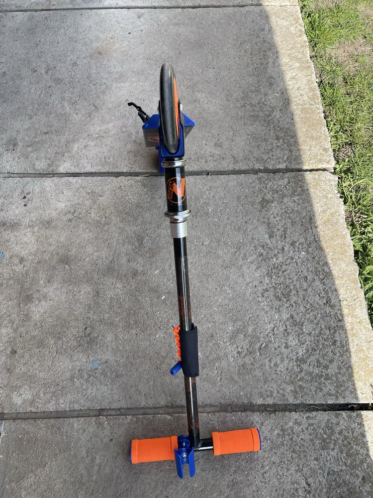 Самокат NERF як новий і