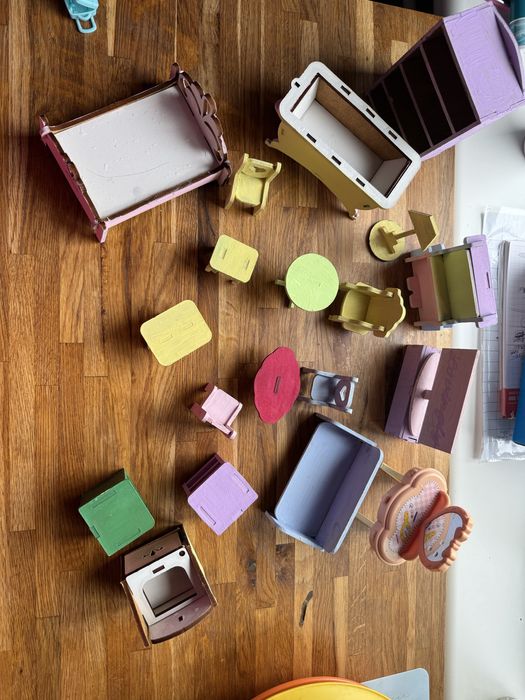 Іграшкові меблі