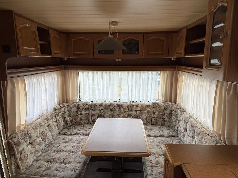 Knaus Azur 540 DMC 1200 kg.