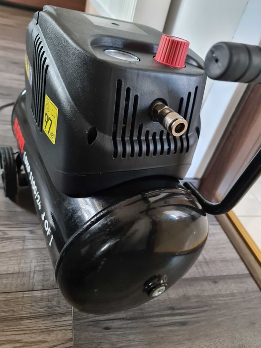 Kompresor sprężarka DKP 1200/24/1 firmy ROWI 24l, 1.2kW