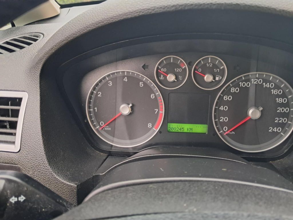 Ford C-Max 1.6 bez gazu