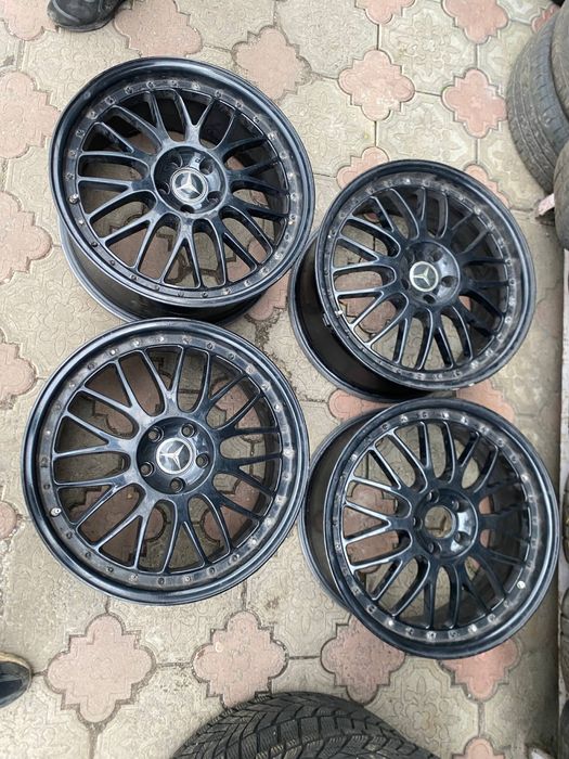 Диски Р19 мерседес с в хорошем состоянии !)