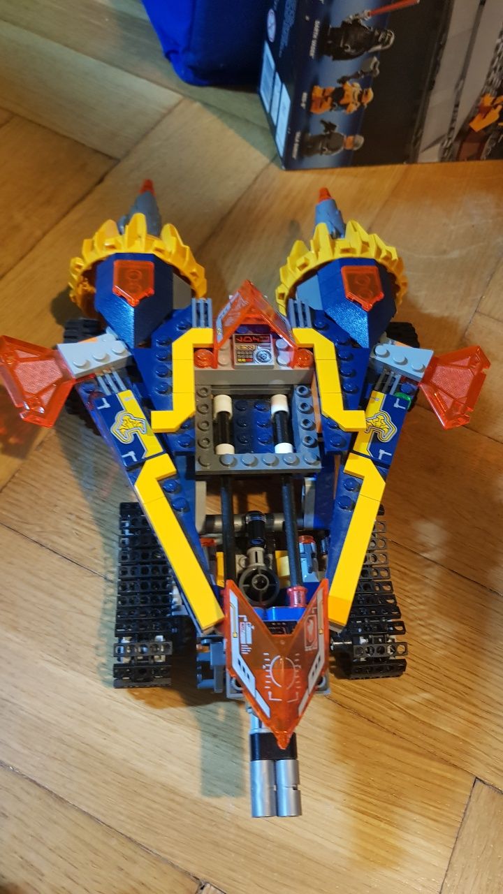 Klocki Lego Nexo Knights 70354 Rozbijacz Axla