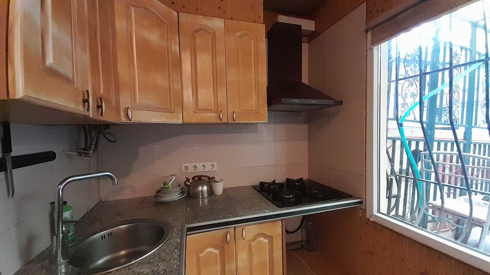 Срочно продам 1 комнатную квартиру в Центре города.  70 кв. м Газ.