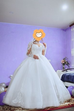 Весільна сукня з якою ви будете впевнені в цей чудовий день)