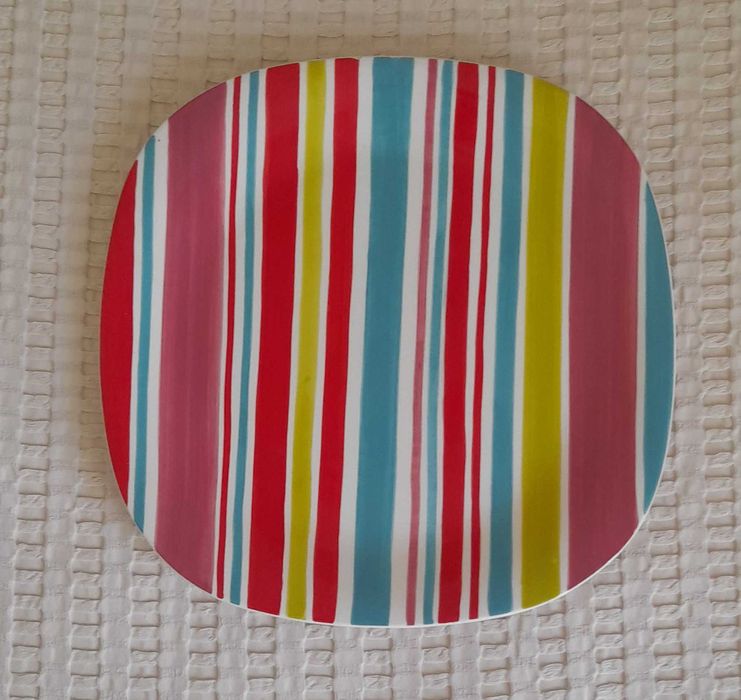 Prato contemporâneo Raúl da Bernarda