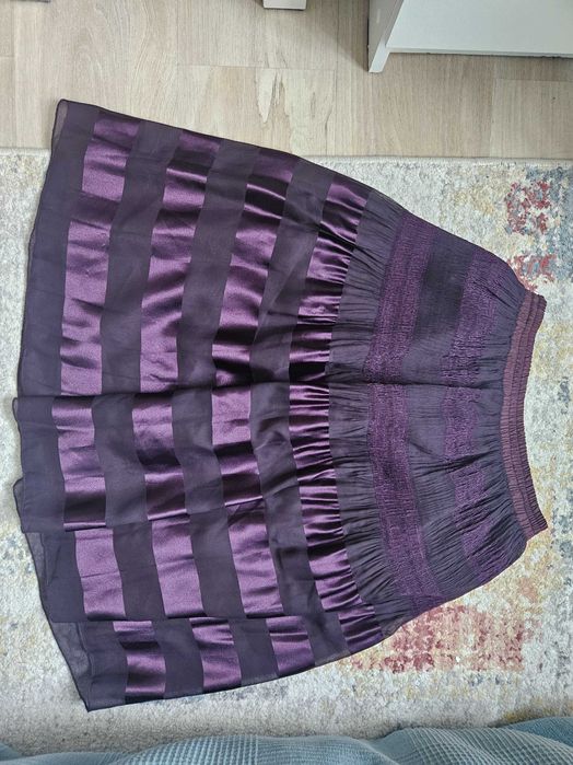 Fioletową spódnica