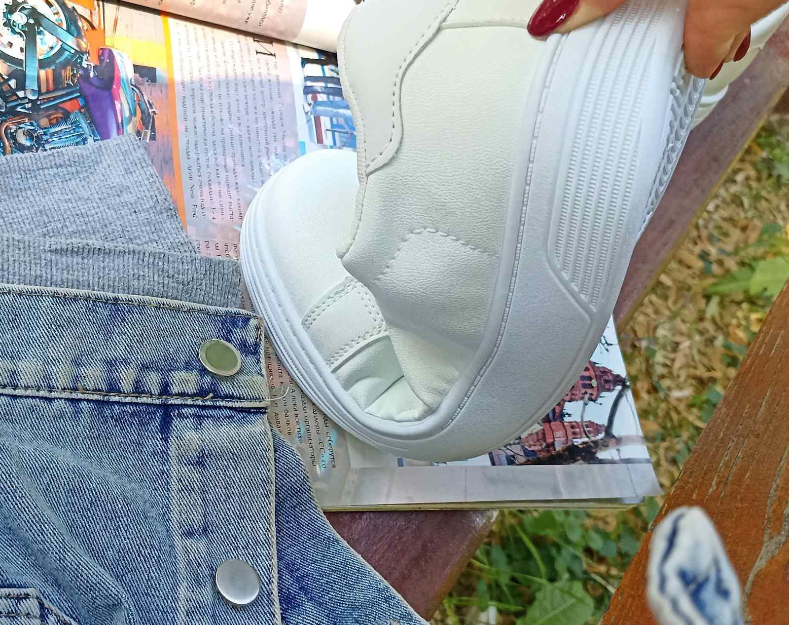 Белые мужские кроссовки с 41 по 46 размер