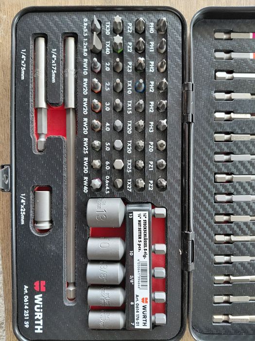 Sprzedam  trzy komplety kluczy