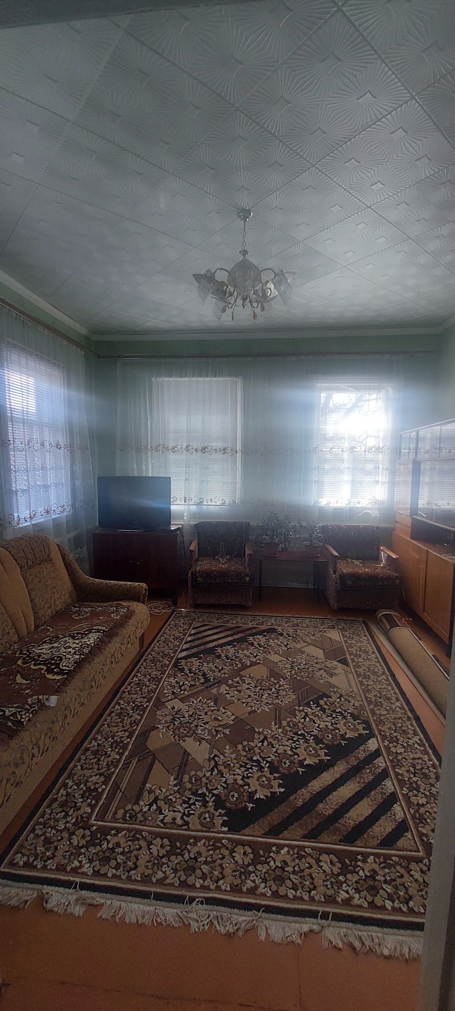 Продається будинок в житловому стані з земельною ділянкою у м. Конотоп