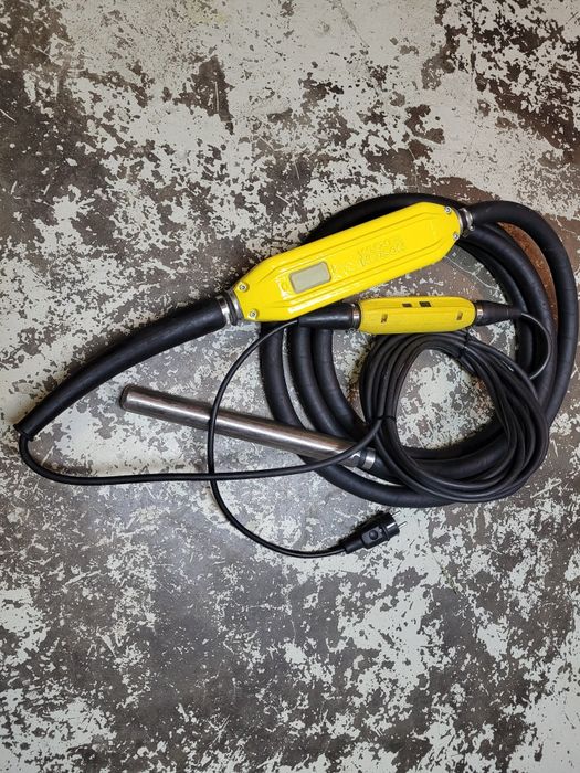 Wibrator Wacker fi 38mm na 230V, wąż 5m
