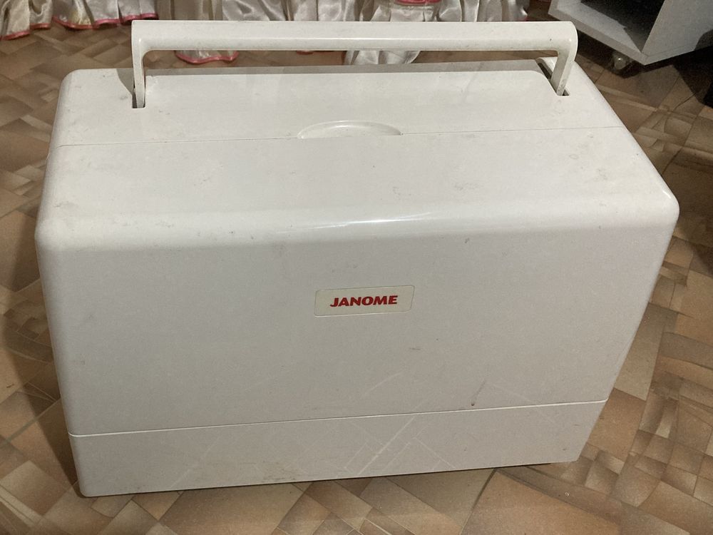 Janome Memory Craft 350 E