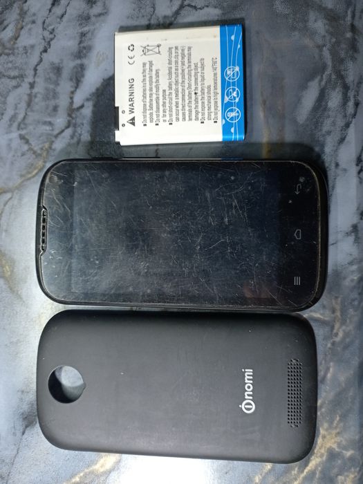 Телефон Nomi i401 Colt.