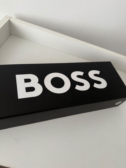 Чоловічі Вʼєтнамки BOSS