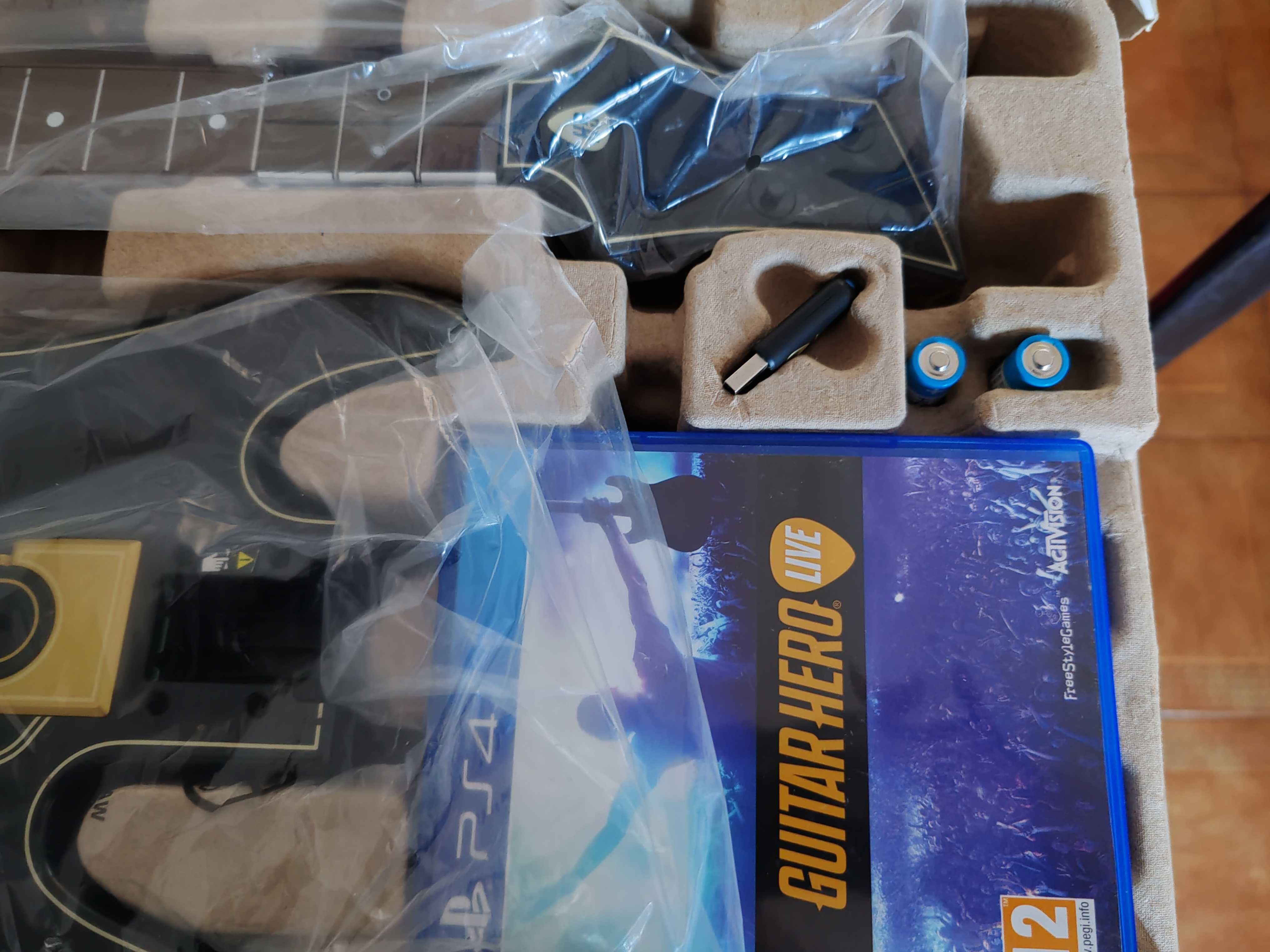 Guitar Hero Live PS4 – Completo (Guitarra + Dongle) – Como Novo