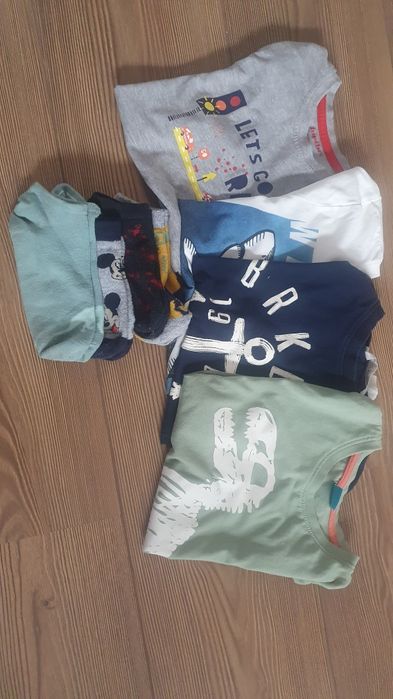 Bluzki 110-116 i skarpety