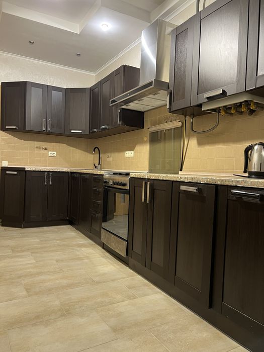 ЖК СОФІЯ 3 кімнатна,Дворівнева,Мінімальне оформлення,вул.Лесі Українки