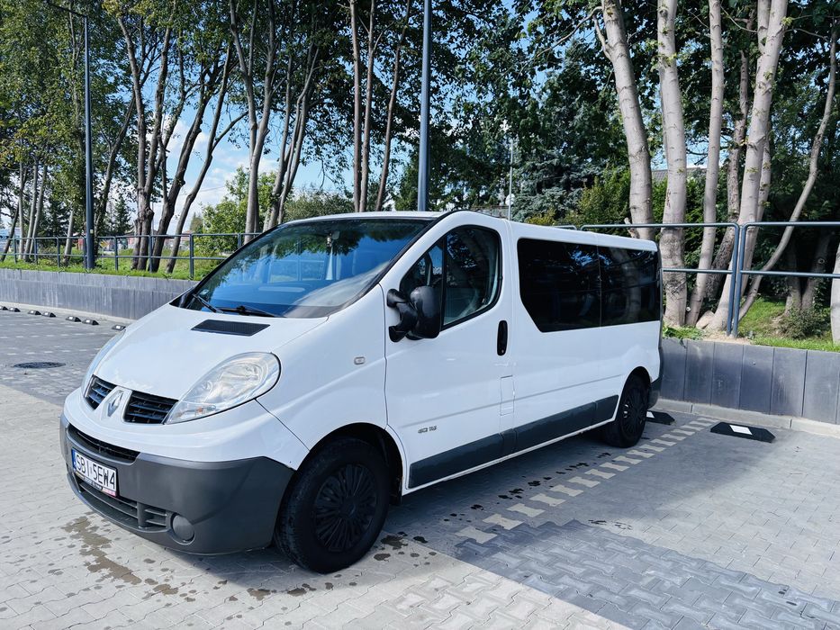 Renault Trafic 2009 rok 2.0 diesel 115KM FV 23%