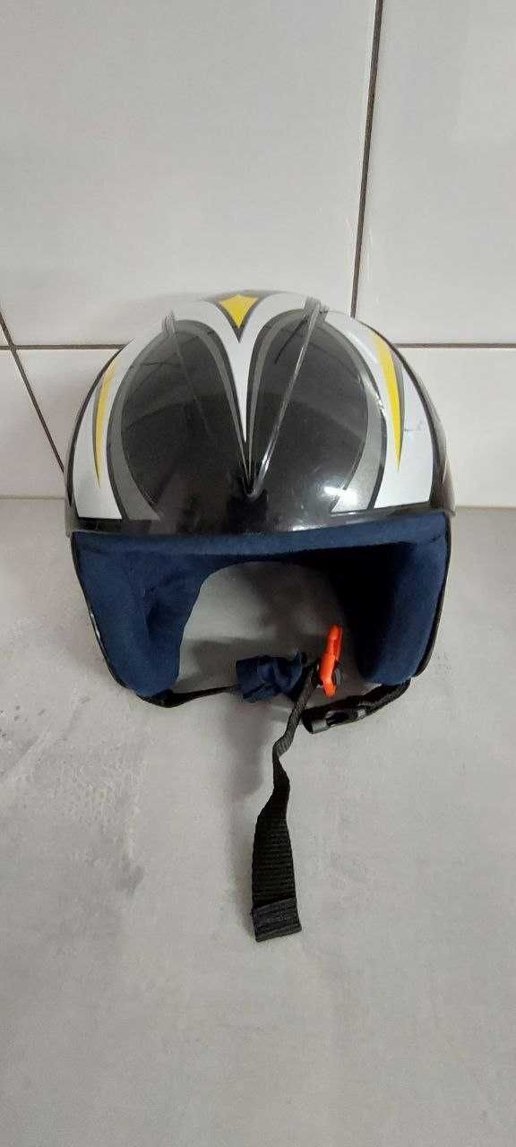 kask narciarski dla dzieci, rozmiar 49/50