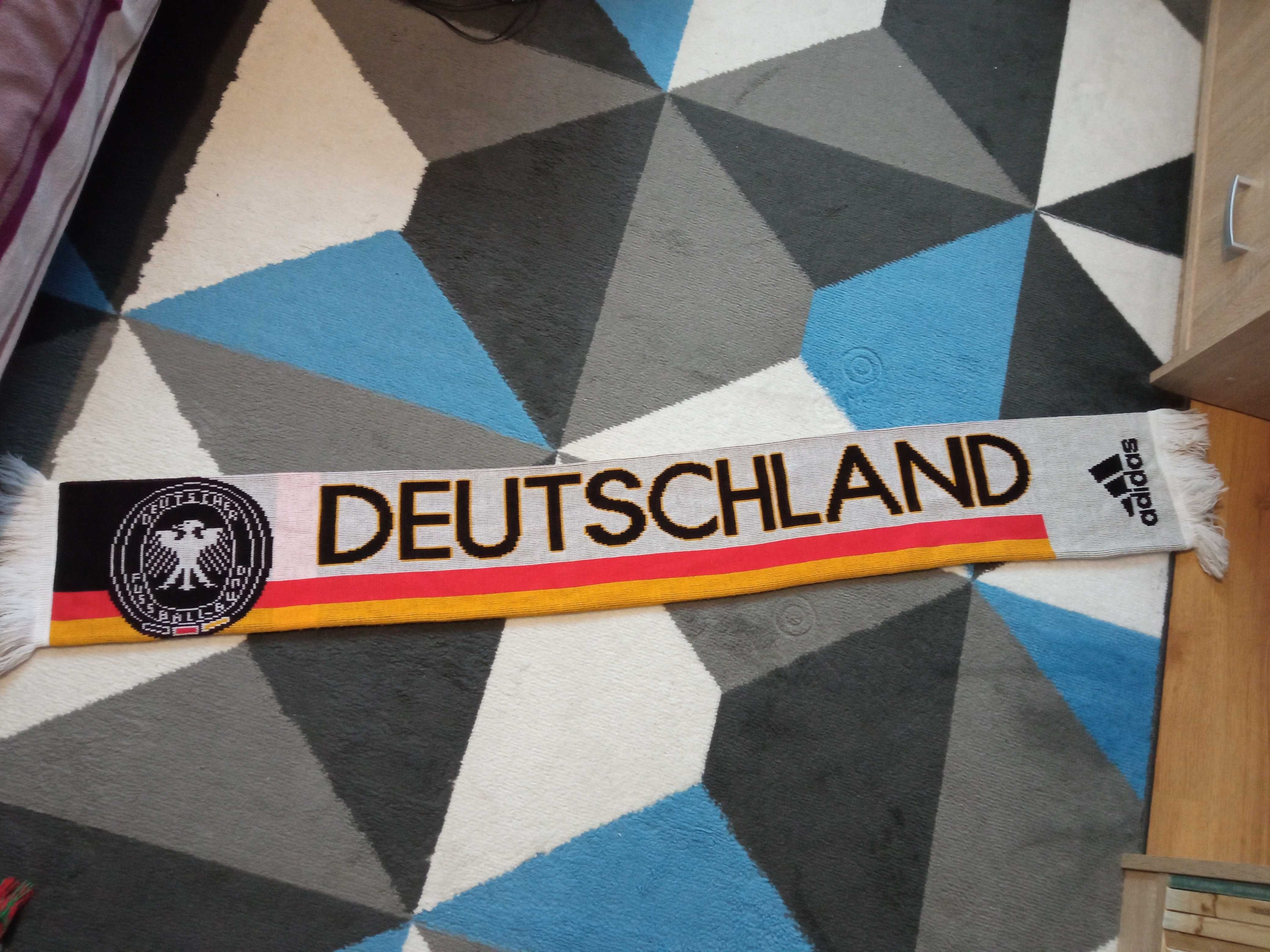 Szalik reprezentacji Niemiec Adidas