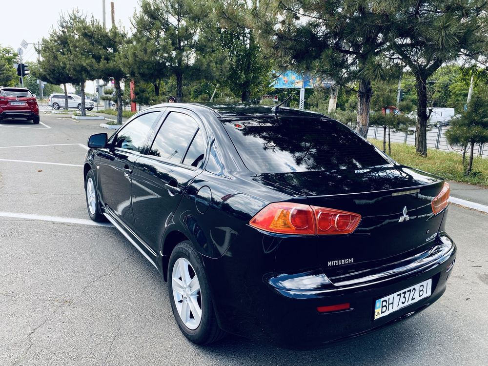 Mitsubishi Lancer 10