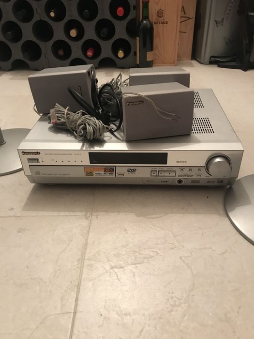 Dvd de 5 cds e Radio Panasonic