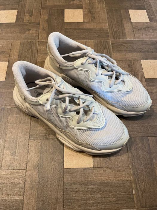 Кросівки,кроссовки Adidas Ozweego